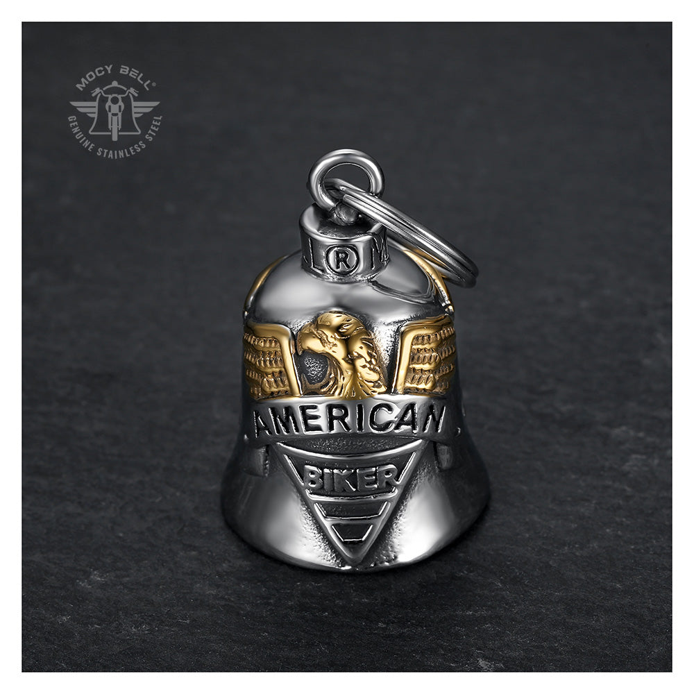 Clochette MocyBell American Biker dorée, talisman pour motards, alliant style, protection et esprit de liberté.
